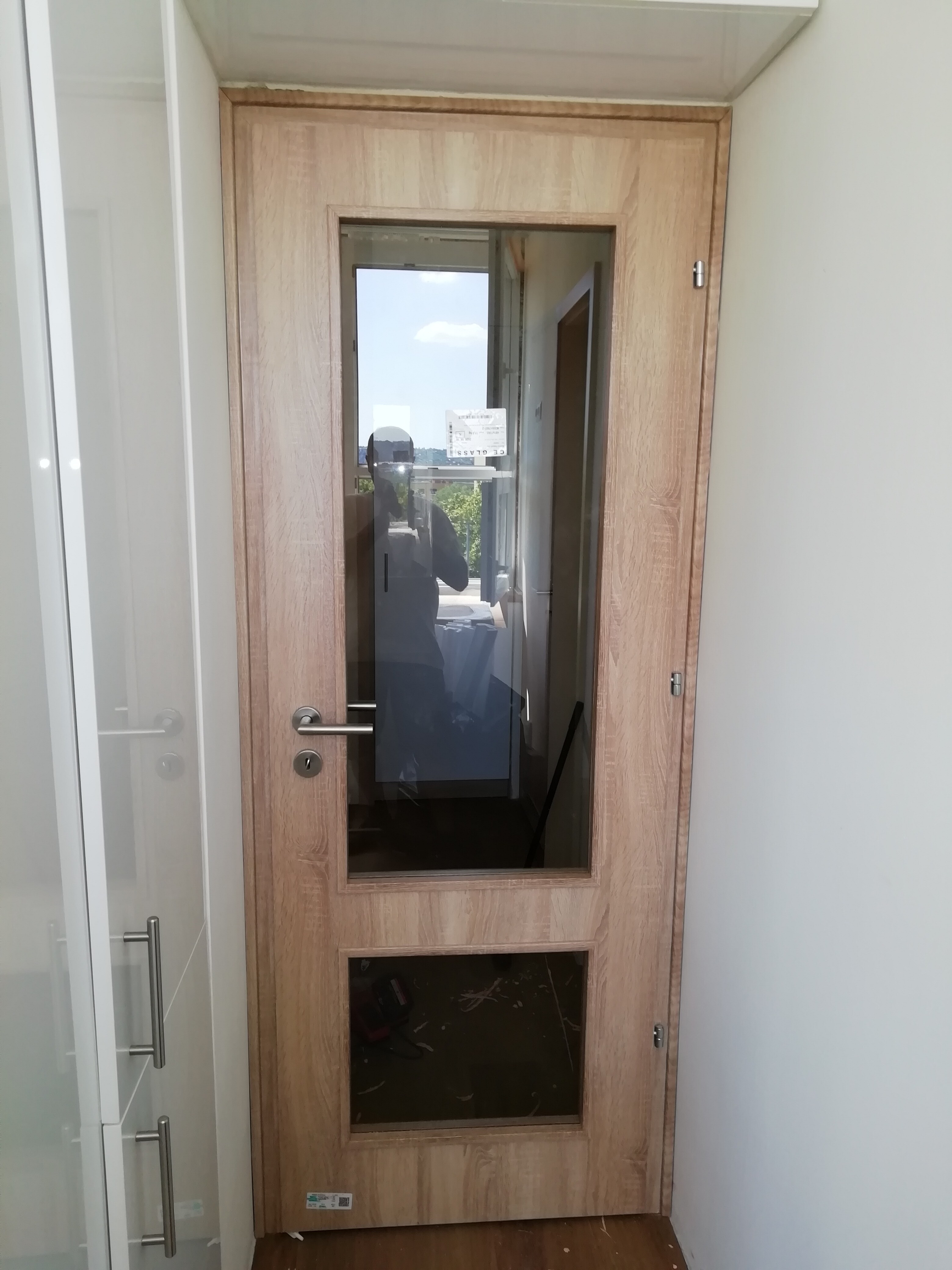 ref-09-interior-door.jpg